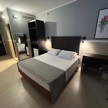 Hotel Mega Polo-3